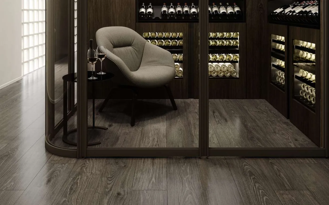 Dark Montanara Oak, MR, 9 mm, Long Plank - Room Scene