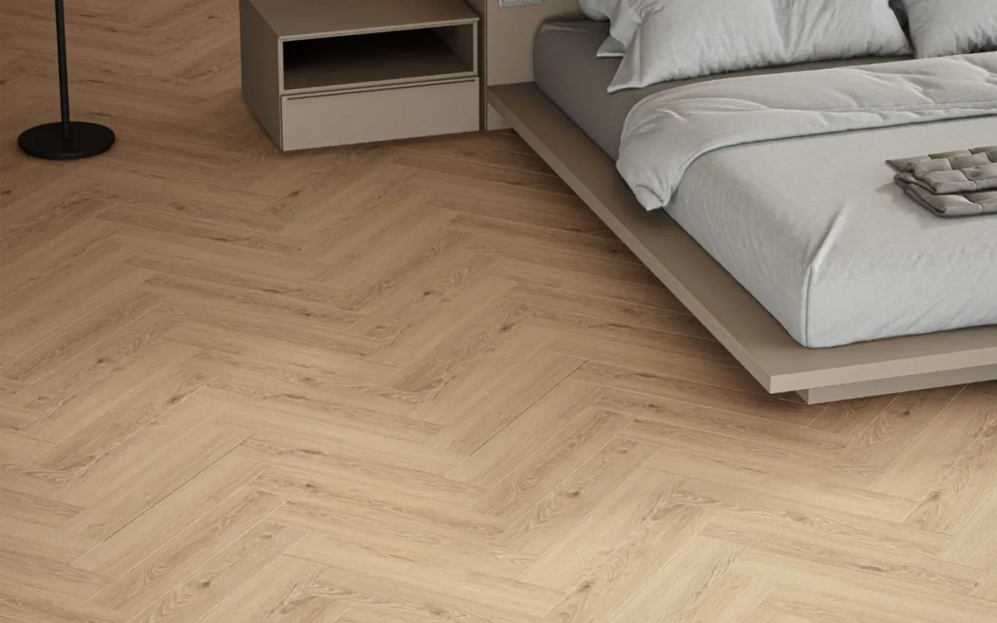 Natural Montanara Oak, MR, 6 mm, Herringbone - Room Scene