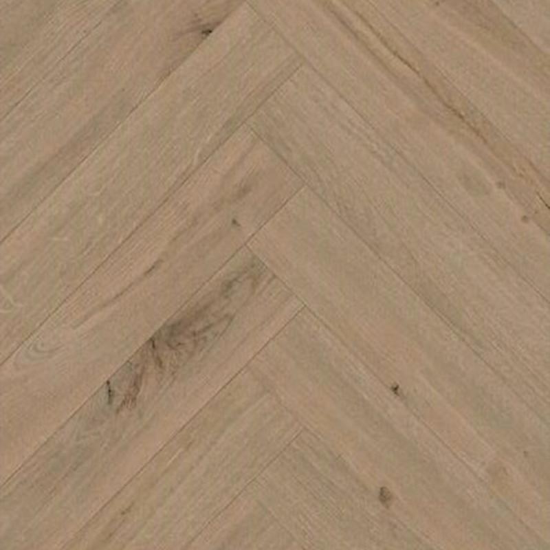 Natural Montanara Oak, MR, 6 mm, Herringbone
